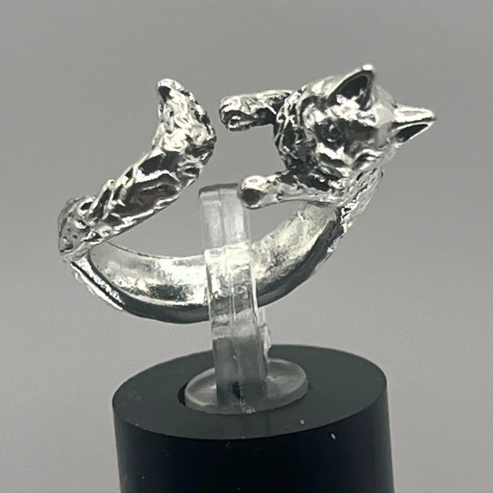 Brand New Silver Cat Ring